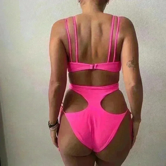 Keva J. - NWT Cut Out Pink Swimsuit Monokini Sz Small - Picture 5 of 12